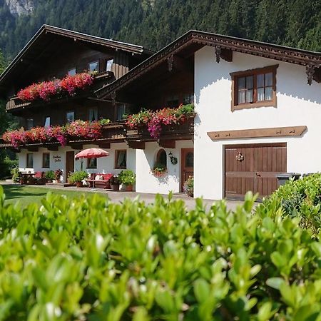 Landhaus Gredler Mayrhofen Εξωτερικό φωτογραφία